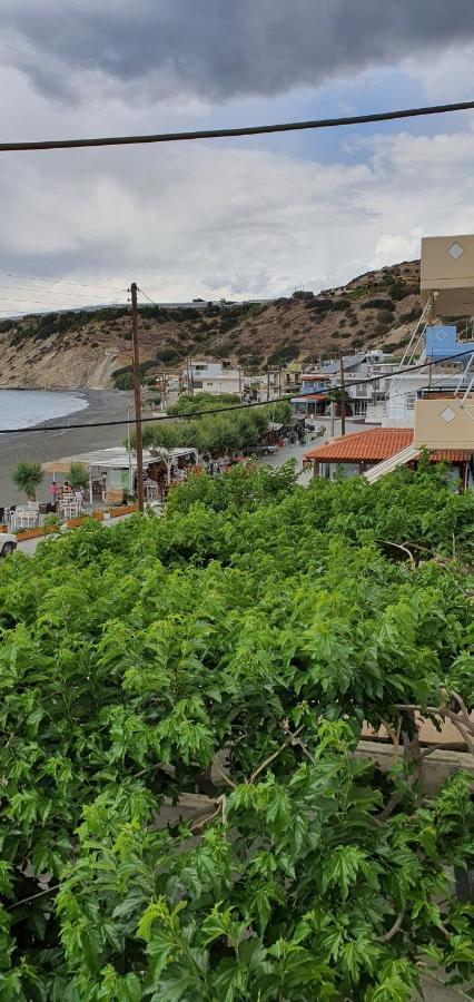Eirini Apts On The Beach Псари-Форада Экстерьер фото